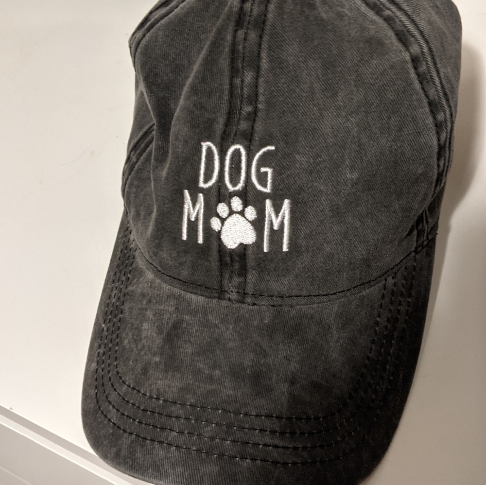 Dog mom baseball cap